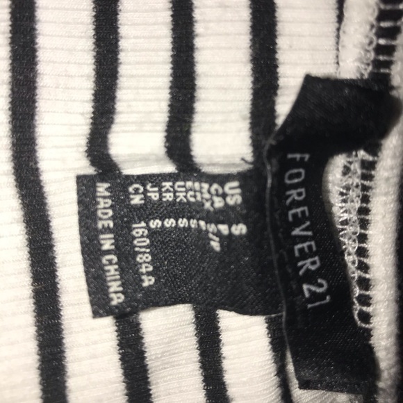 Forever 21 Striped Crop Top - Picture 3 of 3